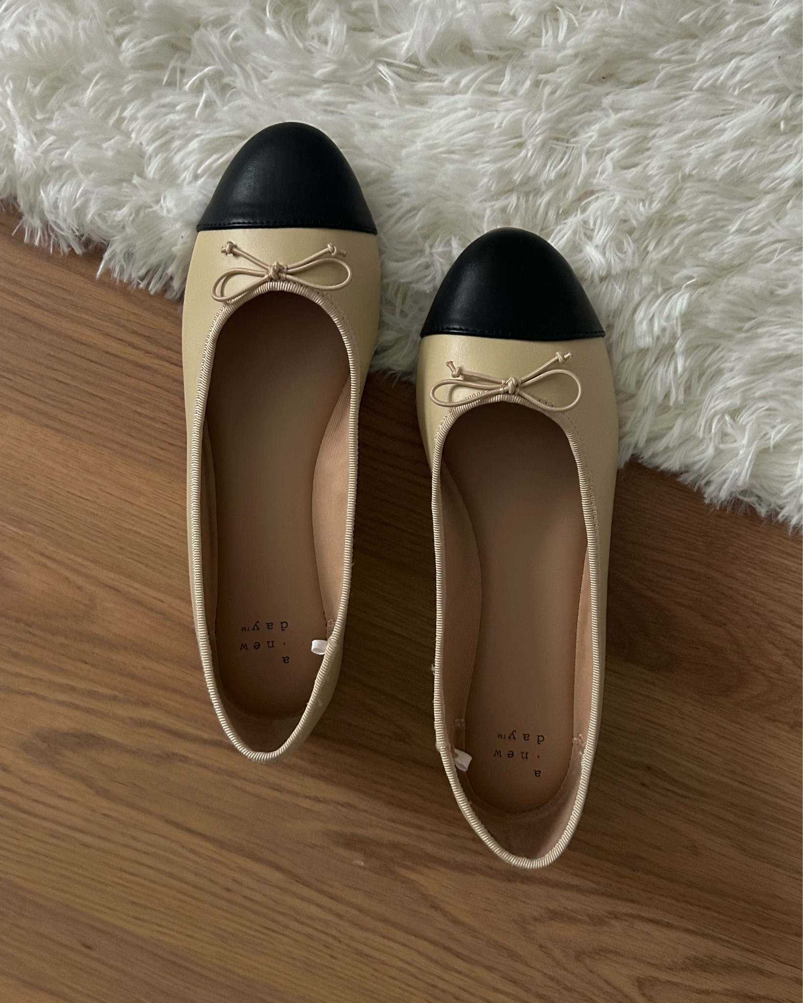 spring ballet flats that go with any outfit @target

a new day, target finds, target fashion, target style, spring style, spring outfit, spring shoes, beige flats, chanel dupes, hollyfrocks

#LTKfindsunder50 #LTKstyletip #LTKworkwear
