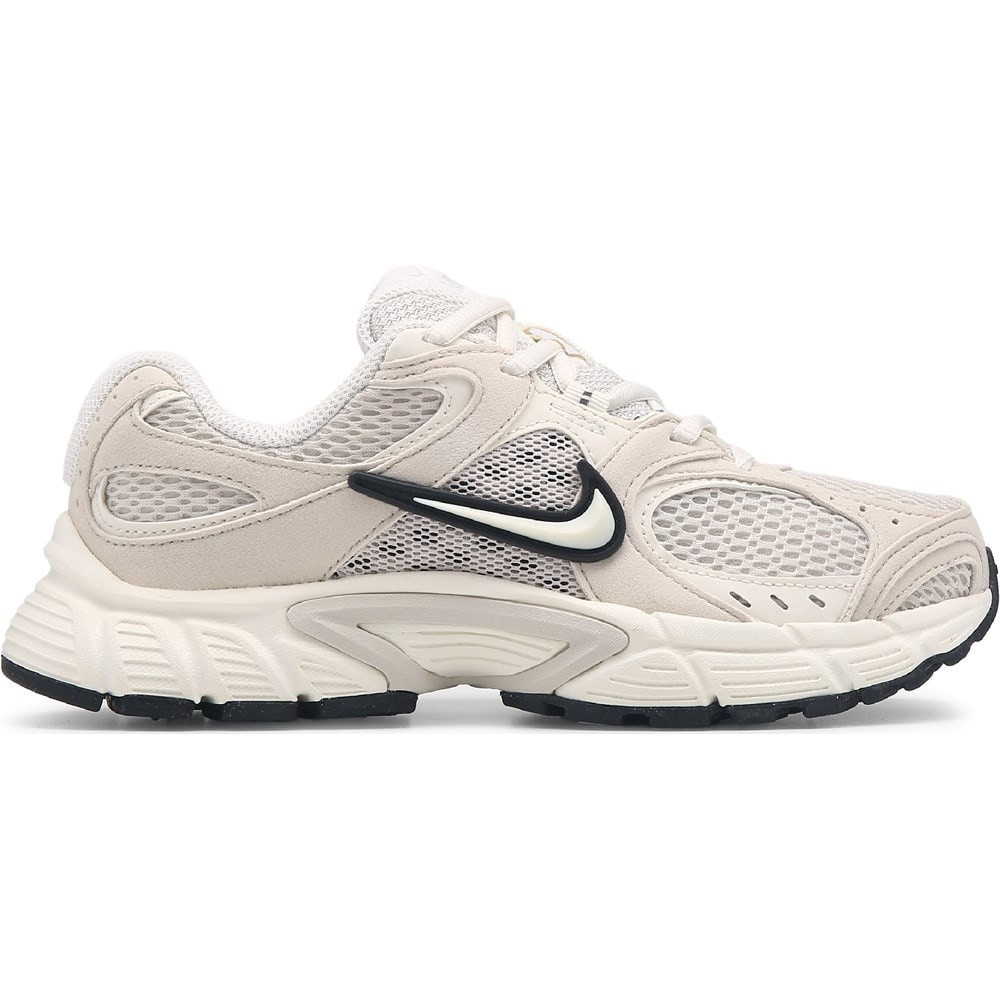 The most comfortable sneakers I’ve ever owned! 

Runs TTS

#LTKfitnessgoals #LTKmomlife #LTKootd