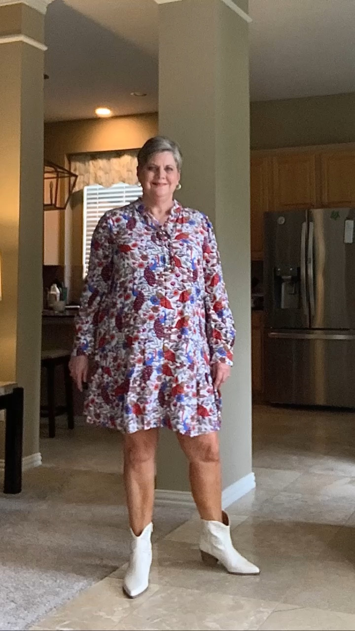 Fall Dress

Beautiful fall dress from LOFT.

West or loose & flowy with white cowboy boots.

Or belted with taupe suede booties.

#LTKmidsize #LTKSeasonal