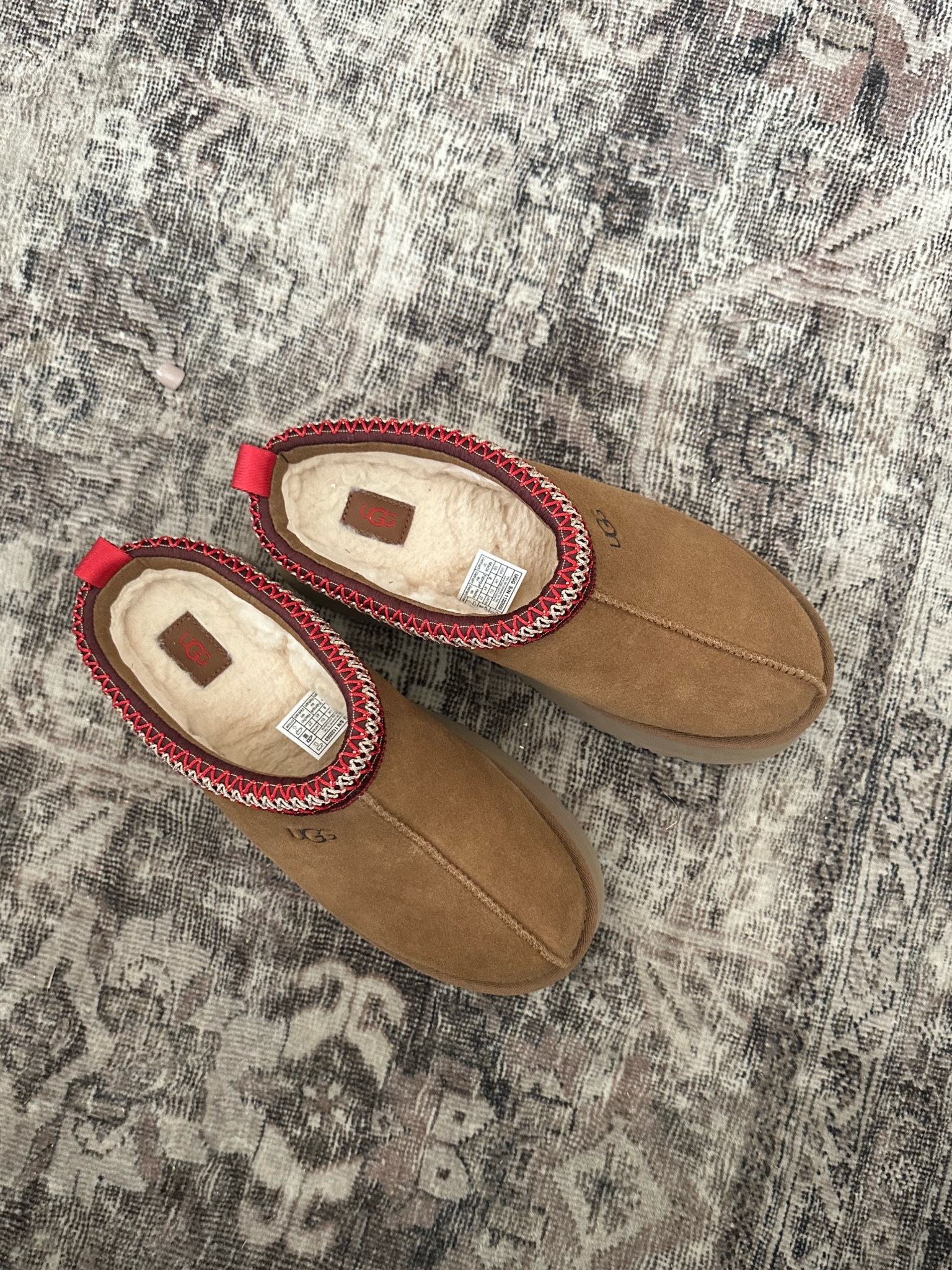 Comfy shoes for fall, I got my true to size (10) 

#LTKSeasonal #LTKstyletip #LTKshoecrush