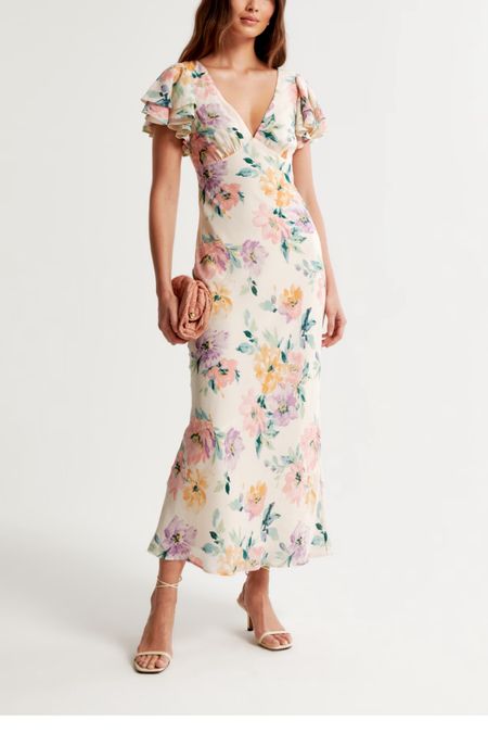 99$ on clearance most sizes left 
Abercrombie floral dress 


#LTKstyletip #LTKsummer #LTKspring