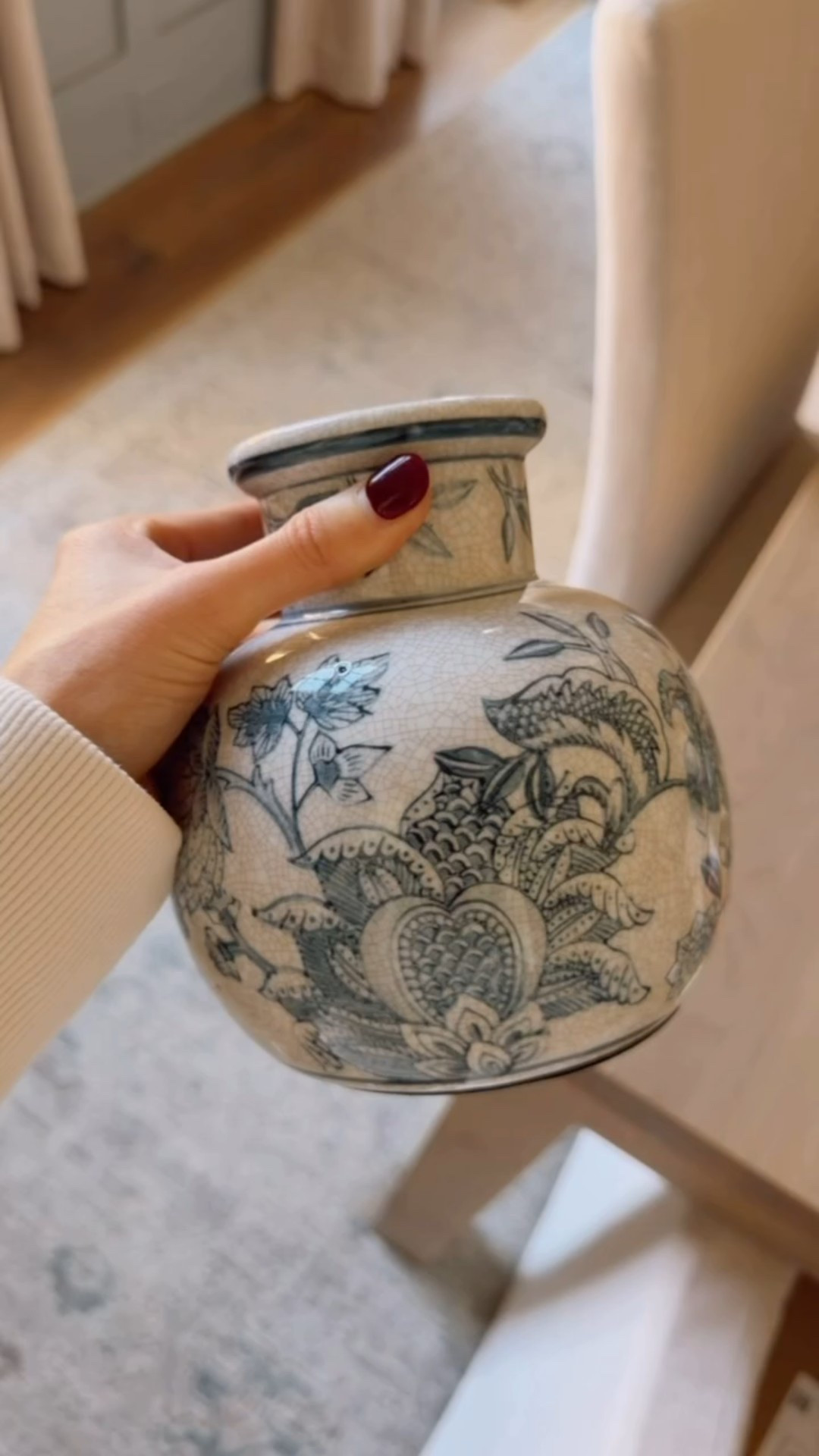 Love this blue & white vase to add to a space in your home for a new year refresh! This is an Amazon find that is under $30!

Loverly Grey, Amazon, home finds, home decor, home inspo 

#LTKHome #LTKFindsUnder50