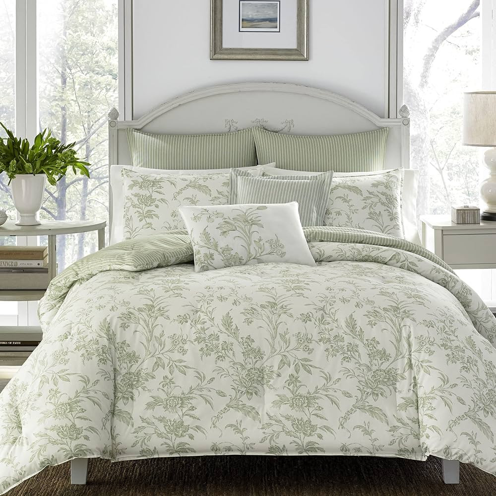 Laura Ashley Home - Queen Duvet Cover Set, Reversible Cotton Bedding, Includes Matching Shams wit... | Amazon (US)