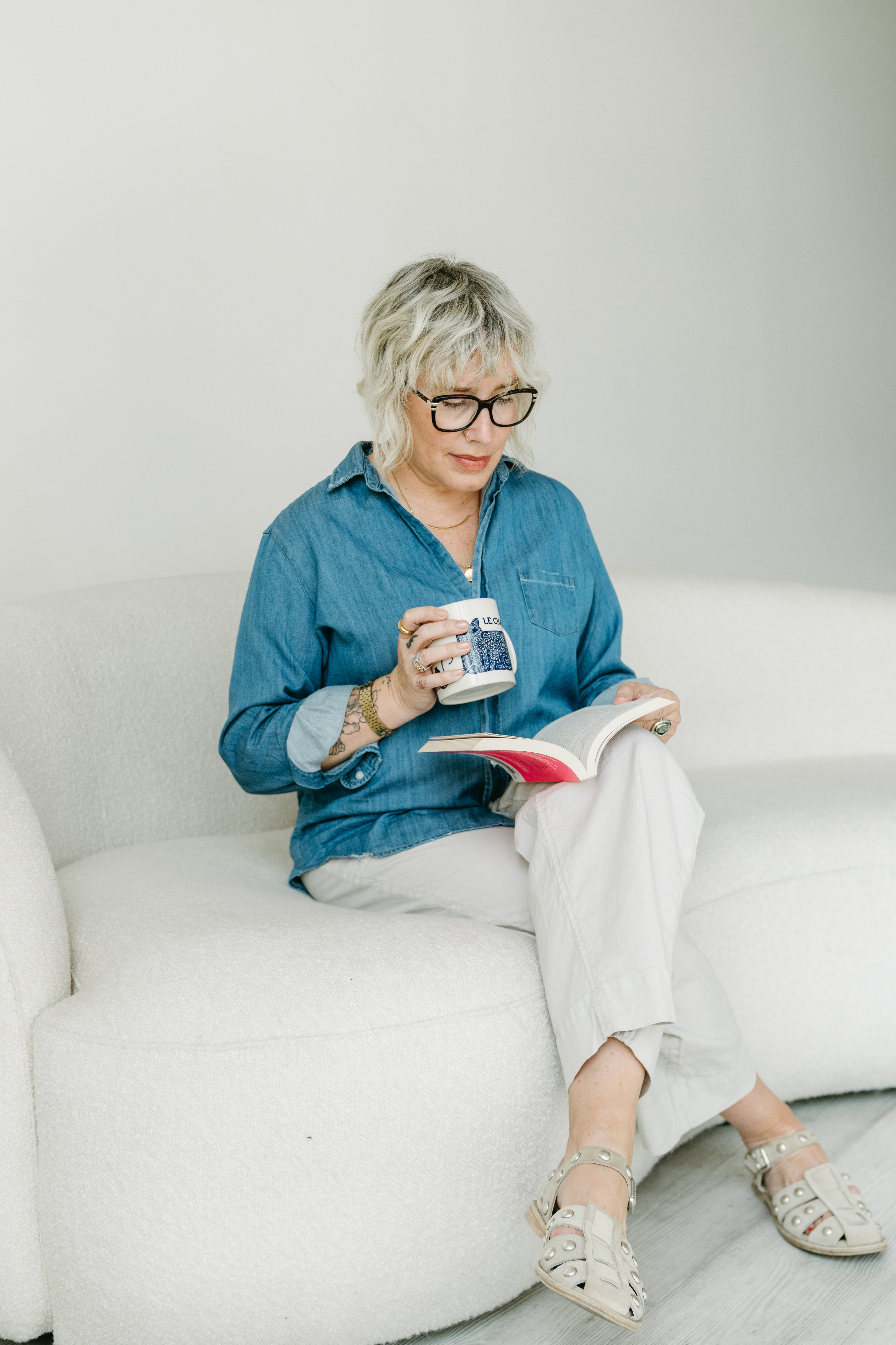 @frankandeileen’s Wexford pants are perfect for this time of year. They’re midweight, easy to throw on with everything and the crop is jusssst right for wearing with flats or sandals. #FrankandEileenPartner #WearLoveRepeat 

 #LTKOver40