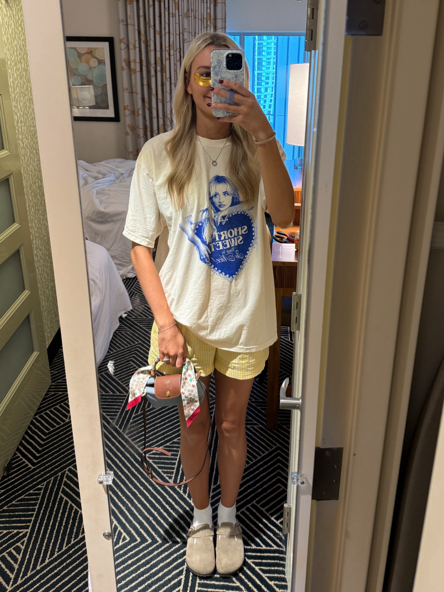 comfy post concert fit 😂🤍

#LTKActive #LTKFindsUnder50 #LTKFindsUnder100