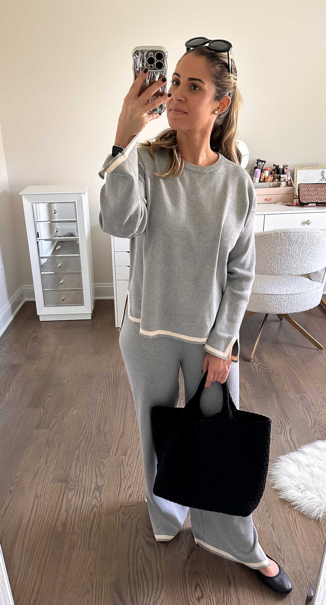 rainy day mom fit.  Set is under $50 from Amazon.

Black Ballet Flats: Lucky Brand
Sunglasses: Celine
Bag: Naghedi

#LTKSeasonal #LTKshoecrush #LTKitbag