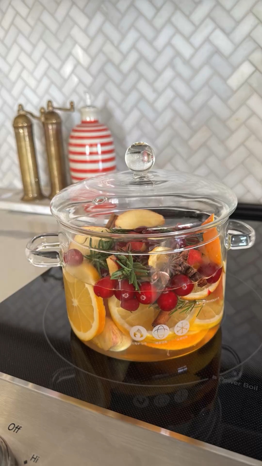 Christmas Stovetop Potpourri Simmer Pot 🍓 🌱🍊🎄🍎 #holidaykitchen #stovetop

#LTKHome #LTKSeasonal #LTKHoliday