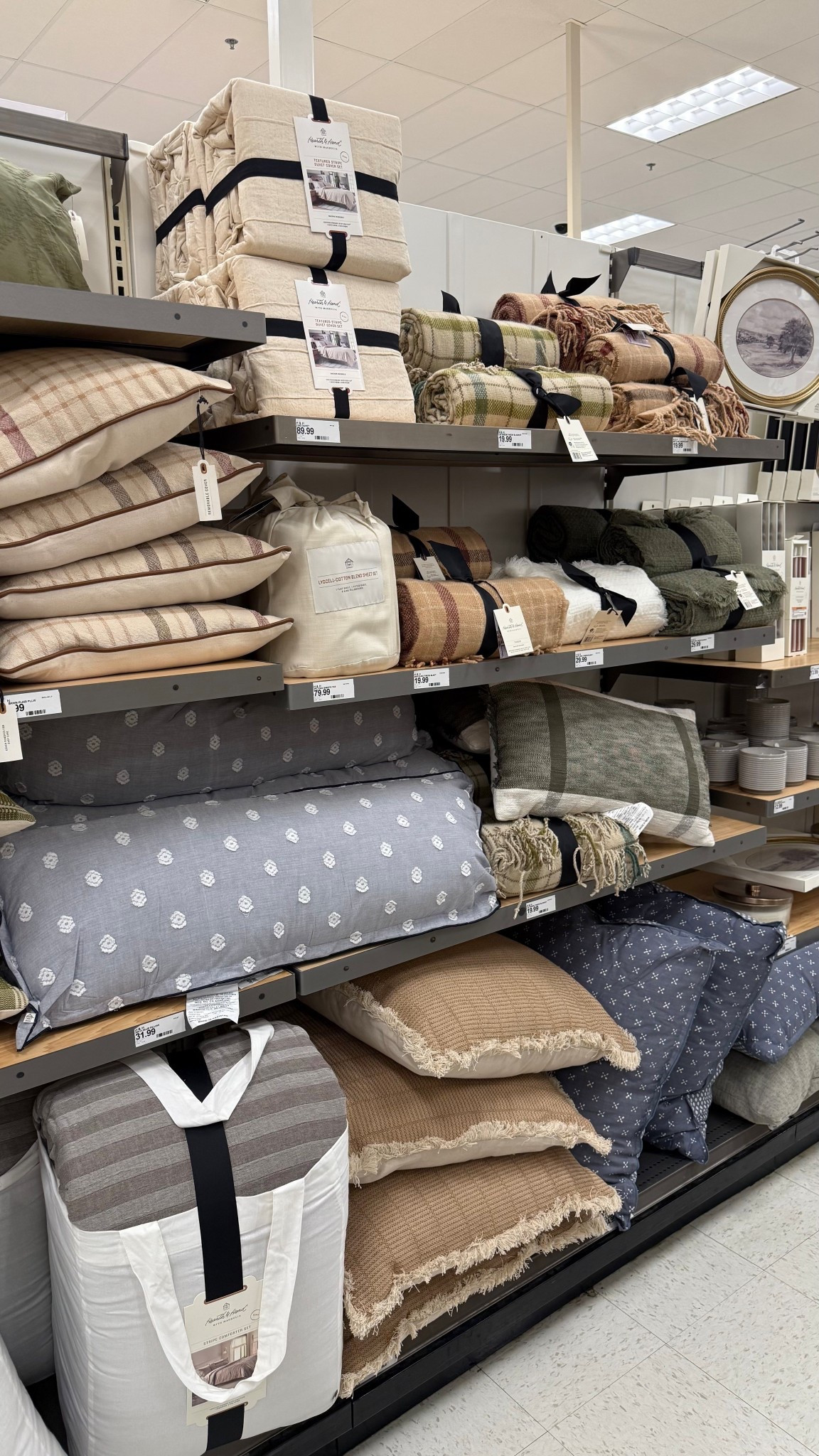 New hearth and hand besding, Target finds, home decor, fall decor, fall throw blankets, fall throw pillows