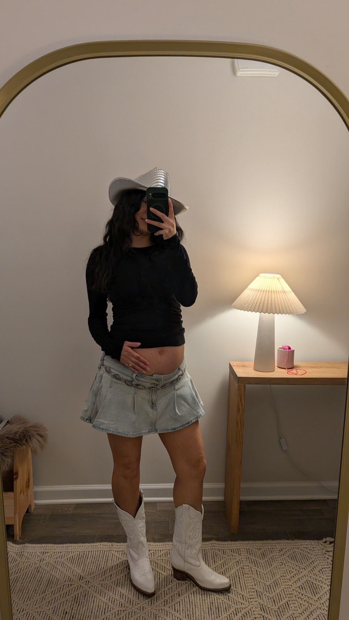 AE micro skort (8)
Amazon long sleeve (s)
Walmart belt (l/xl)
Bambi Bali boots
@American Eagle Outfitters 

#LTKBump #LTKSaleAlert