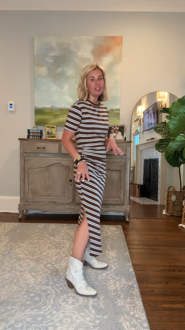 Now this is a flattering T-shirt dress! I’m in a small and 8 boots tts. 

*code Catherine20 at Allie + Bess

#LTKdayinmylife #LTKootd #LTKmomlife
