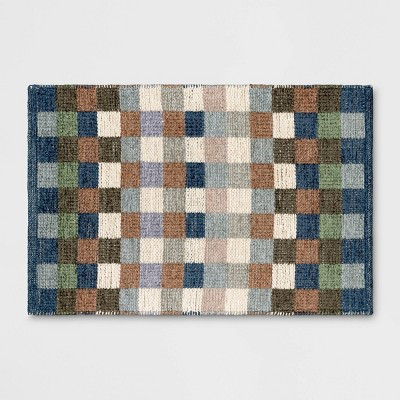 2'x3' Checkered Accent Rug - Threshold™ | Target