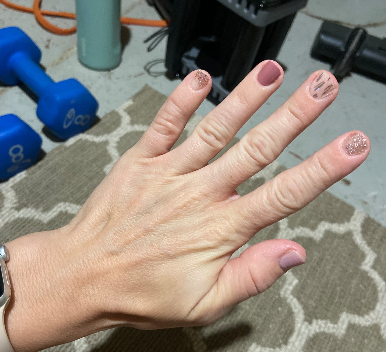 Fresh mani at home! I love the gel nail stickers so much! 


#LTKBeauty #manicure #gelmani #gelnails #dashingdiva #under10 #budgetfriendly 


#LTKStyleTip #LTKFindsUnder50 #LTKselfcare