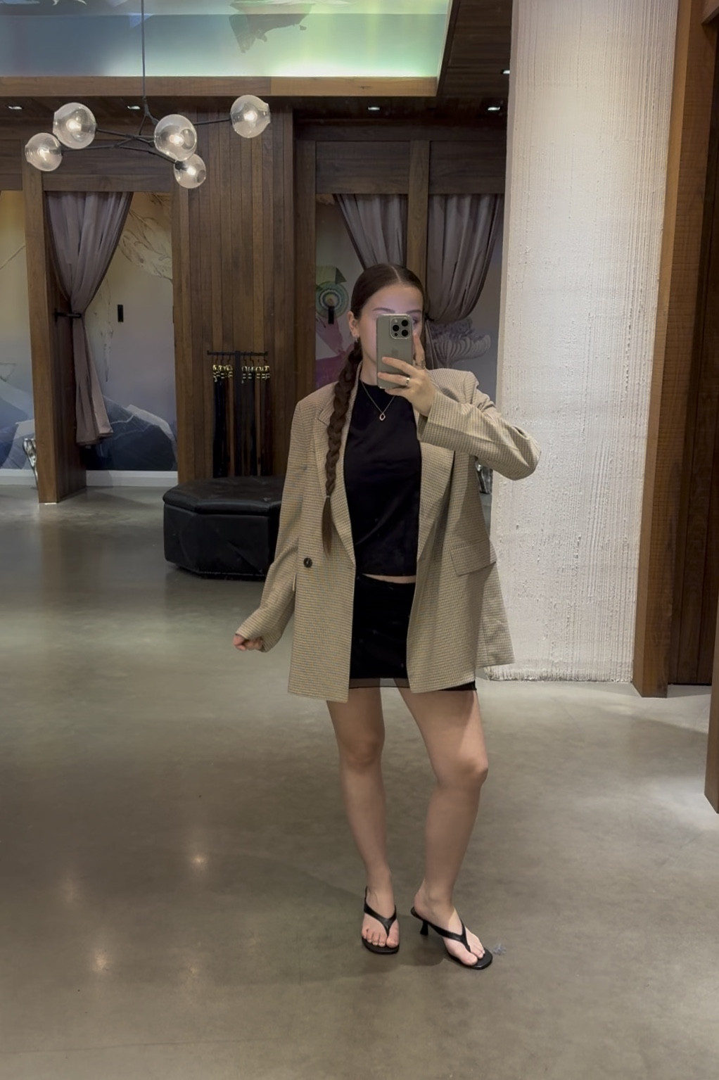 T-shirt: S
Skirt: onesized
Blazer: S
Heels: 6.5


#LTKcanada #LTKautumn #FashionMonth