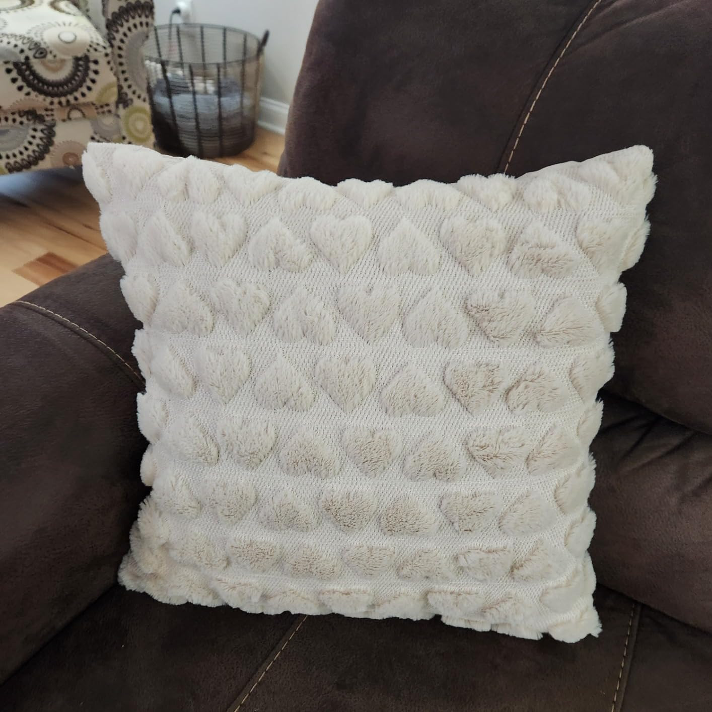 AQOTHES Set of 2 Heart Love Cute Beige Decorative Throw Pillow Covers 18x18, Soft Plush Faux Fur ... | Amazon (US)