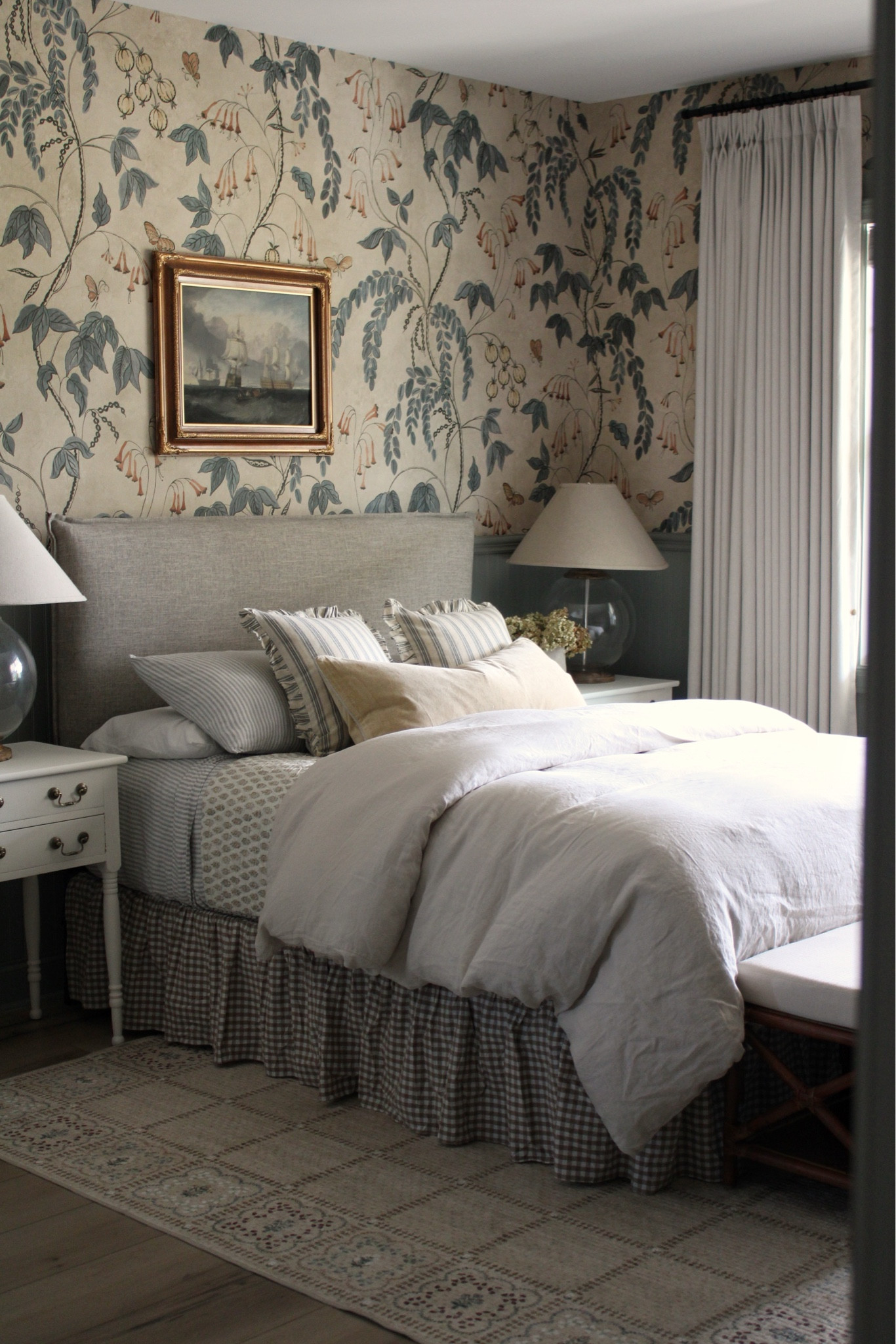 Guest room
Loloi x rifle paper co
Whimsical bedroom

#LTKHome