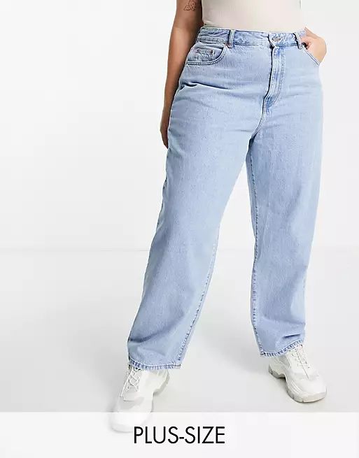 Dr Denim Plus - Bella - Oversized mom jeans in lichtblauw met wassing | ASOS (Global)