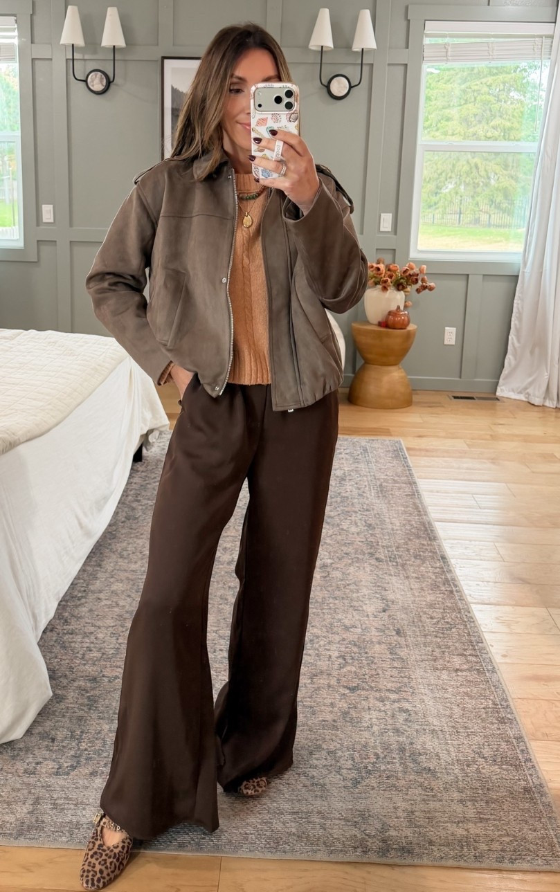 These pull on pants are AMAZINGGG and this jacket 🤩🤎 

#target #falltrend #viraltrend

#LTKdayinmylife #LTKWorkwear #LTKSeasonal