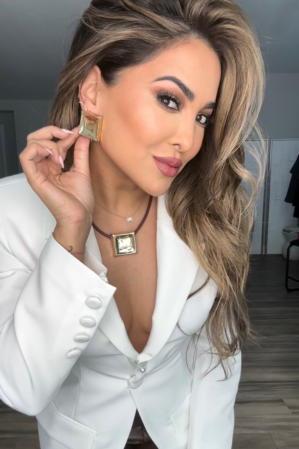 My new square textured accessories 💫

Perfect so spring & summer!

#LTKstyletip #LTKbeauty #LTKfindsunder50