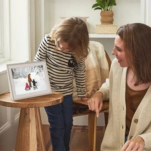 Carver Clay with White Mat - Smart HD Digital Picture Frame | Aura | Aura Frames