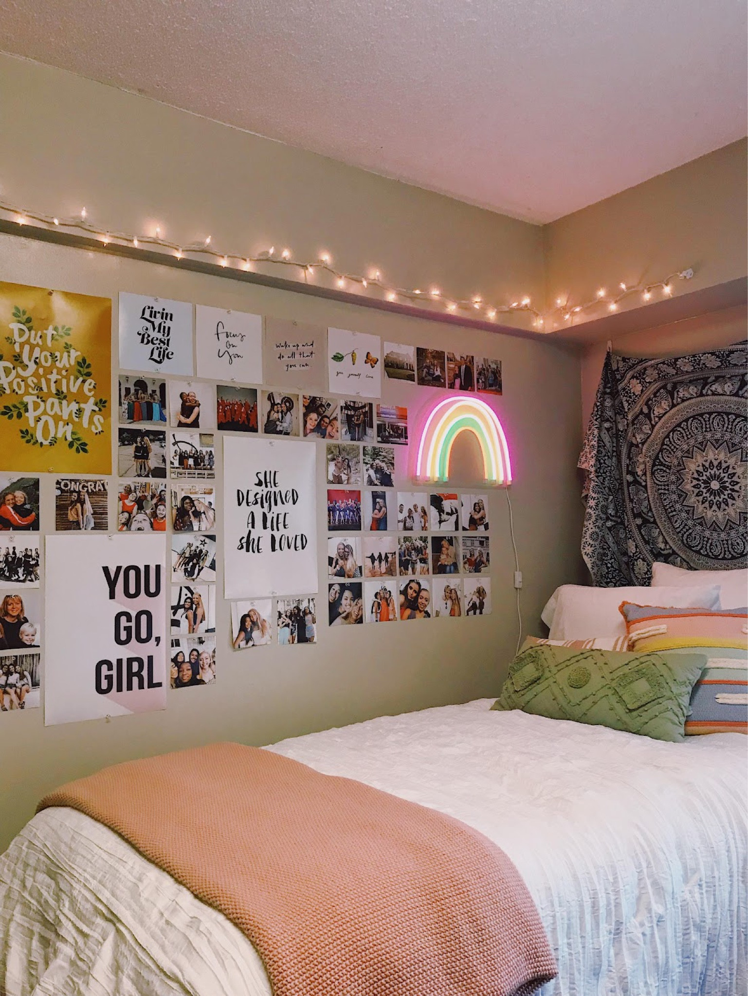 college dorm room decor, girl apartment bedroom ideas, wall art, colorful bed 🛏️ 

#LTKU #LTKstyletip #LTKhome