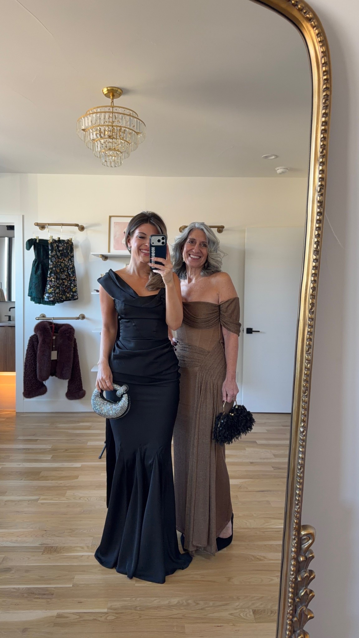 Mom and me wedding guest and formal event dresses

Vici code: emerson35

Wearing my usual small/2
Mom wears a medium/6

Wedding guest
Formal event
Black tie
Satin
Metallic
One shoulder
Mother of the bride
Special occasion

#LTKU #LTKSeasonal #LTKWedding