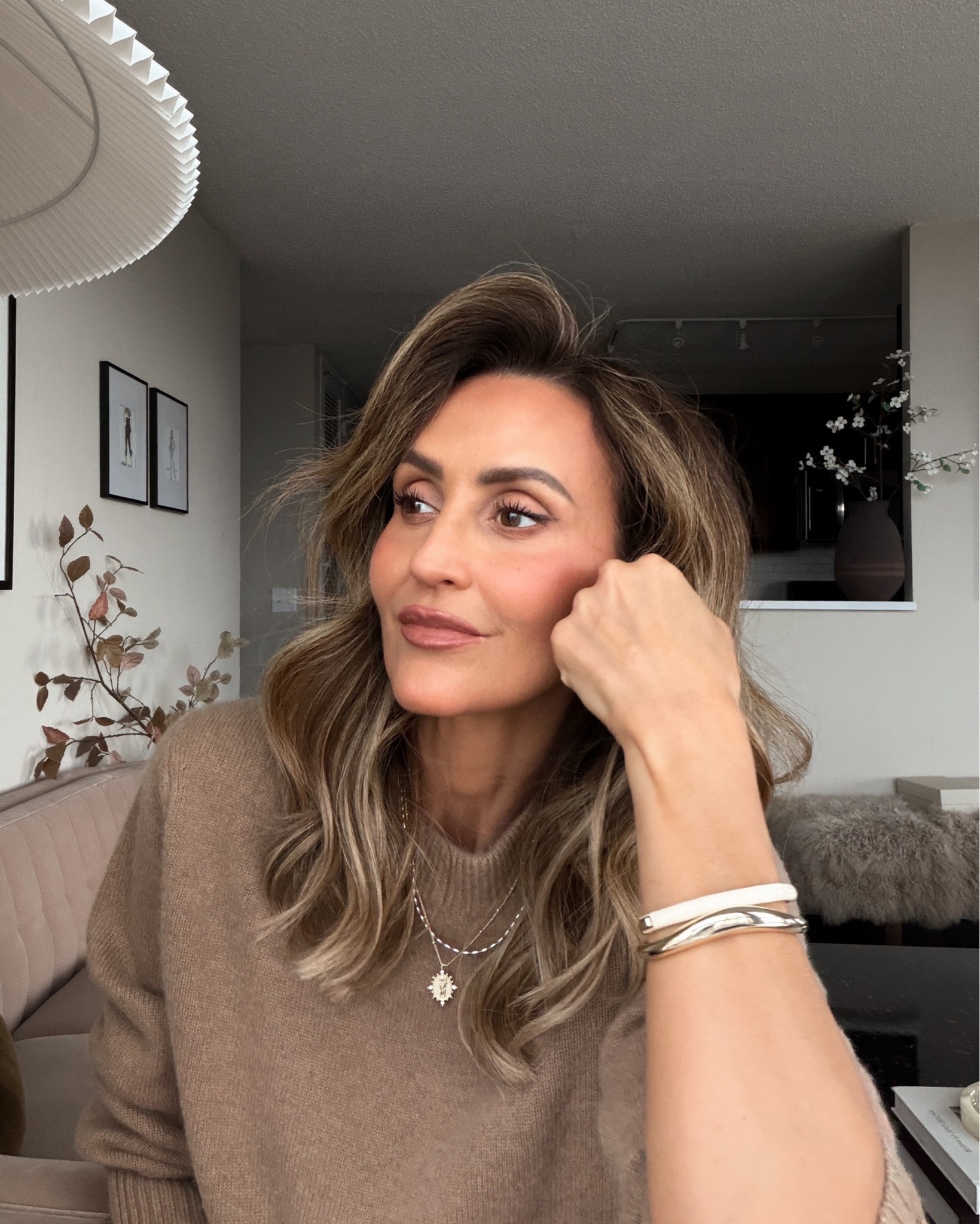 The cashmere sweater everyone was asking about! Size small, I own it in four shades! Great price point - linked my jewelry also

#LTKootd #LTKSeasonal #LTKOver40