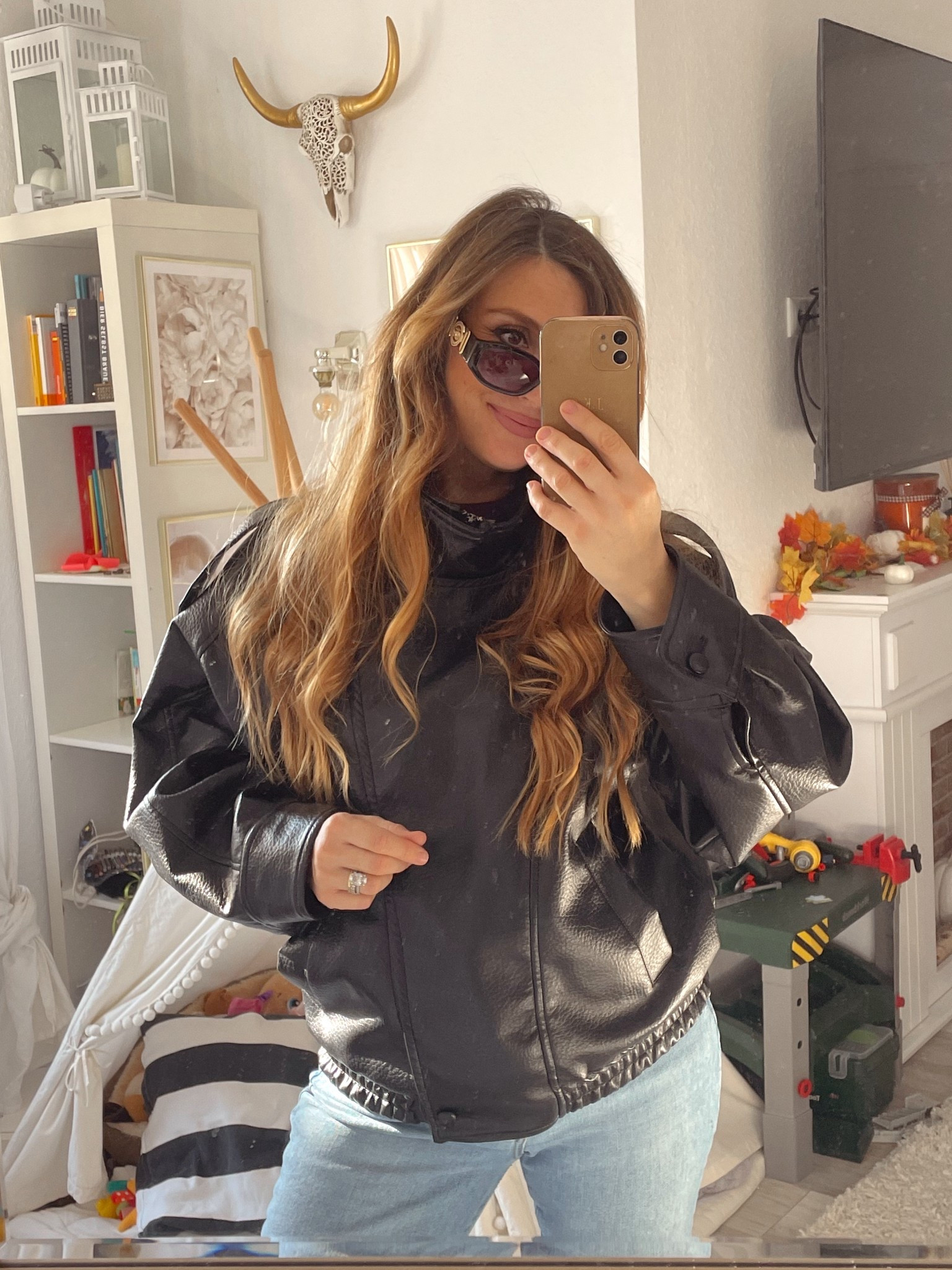 Werbung | Diese Jacke sieht so cool aus! Sie ist von Zara und immer wieder ausverkauft. Deshalb habe ich euch tolle Alternativen rausgesucht. Die teilweise gleich aussehen 🫣 

#LTKsale #LTKstyletip #LTKpetite
