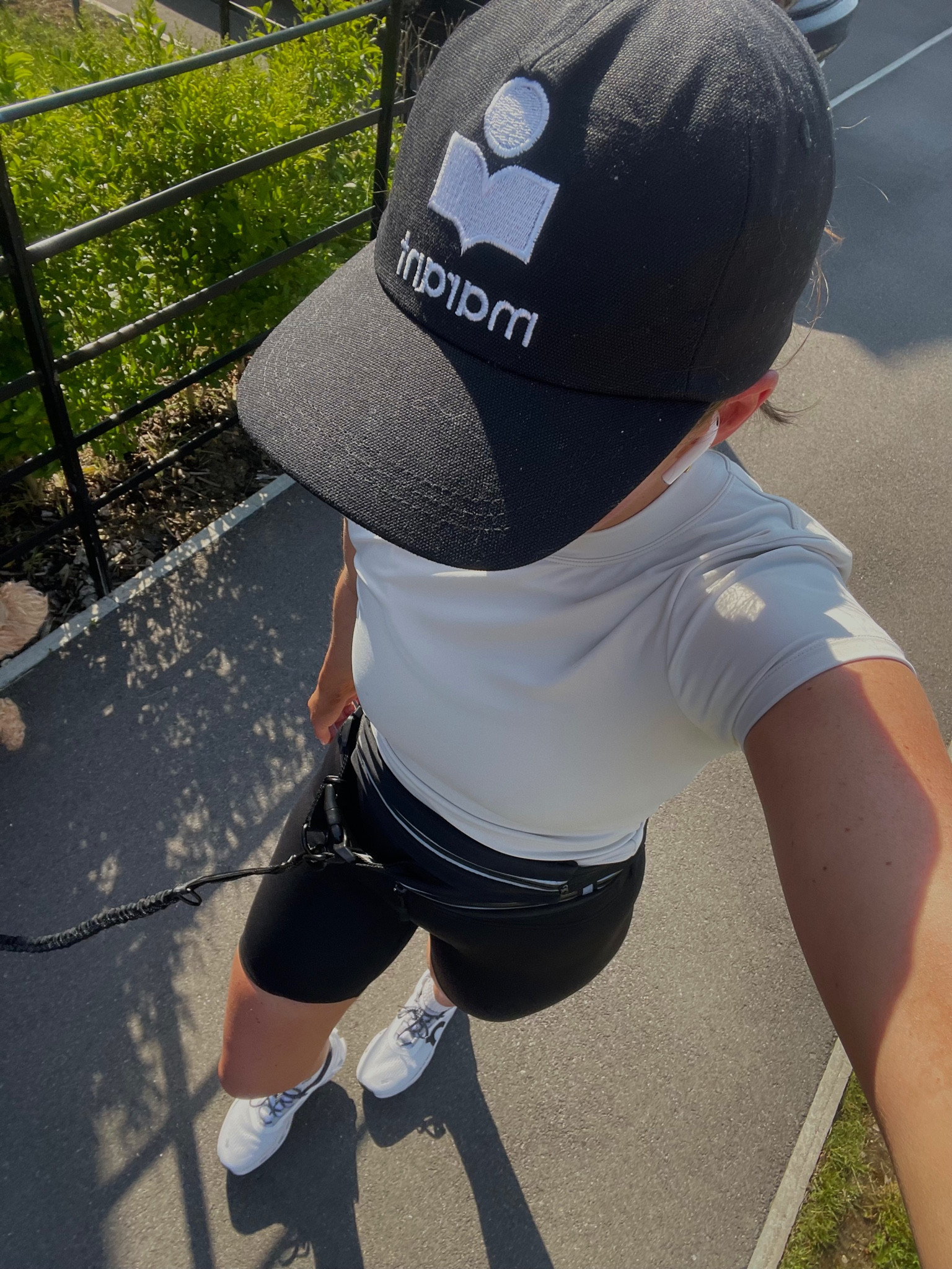 Running Ootd. Top is from we are another version but linked some similar tops below #LTKactive #gymwear #running 