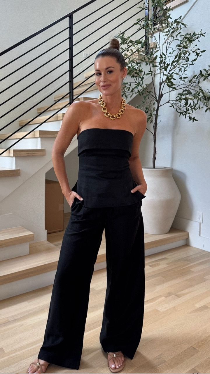 Loving this little black number! The tube top has a bit of a peplum feel, and I love the split hem detail on the side! The pants have an elastic waistband and they’re super comfortable. I’m wearing a medium in both pieces!

Spring outfits
Aritzia haul
Aritzia matching set
Summer fashion
Summer travel outfits 
Summer vacation outfits 
Summer outfits 
Aritzia outfits 
Aritzia tube tube
Aritzia pants

#LTKootd #LTKgrwm #LTKdayinmylife