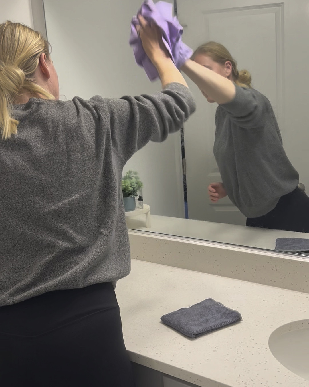 Nothin like a bathroom refresh✨

tagged some other cutie similars, too!! love my caboodles makeup case + I tagged the faux succulent I have in the other part of our bathroom that I’ve loved for years!

#LTKFindsUnder50 #LTKHome #LTKVideo