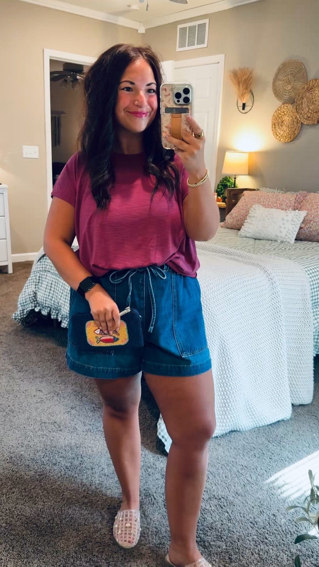 Keeping it simple with a basic tee and denim shorts, then adding a little fun with this adorable fish wristlet! 🐟✨ Such a cute summer look—and every piece is from Walmart.


jelly flats: fit true to size // wearing a 5
shorts: fit true to size // wearing a large
tee: fits true to size // wearing a large 

 #LTKootd #LTKMidsize
