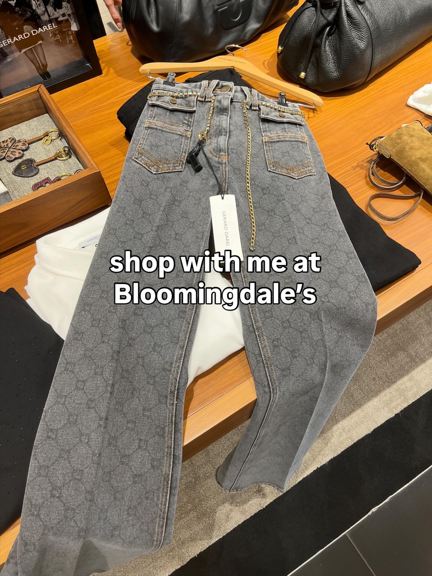 I don’t know where l’ve been, but I have discovered this brand Gerard Darel, and it is amazing. The jeans, the coats the bags all of it. Saved these picks to my LTK! Write LOOKS and I’ll send them to you.