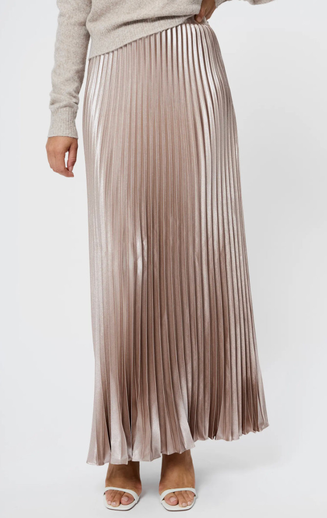 French Connection Metallic Pleaded Skirt  

 #LTKHoliday #LTKgrwm #LTKmomlife