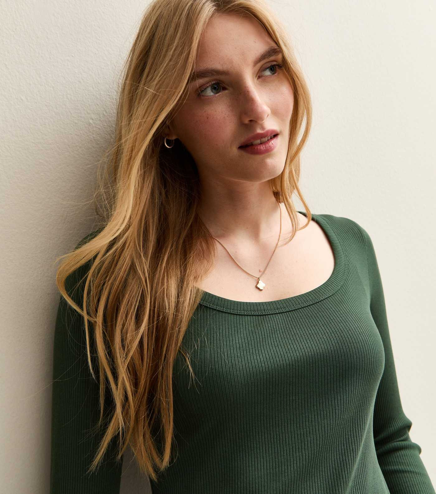 Dark Green Scoop Neck Long Sleeve Ribbed Top | New Look | New Look (UK)