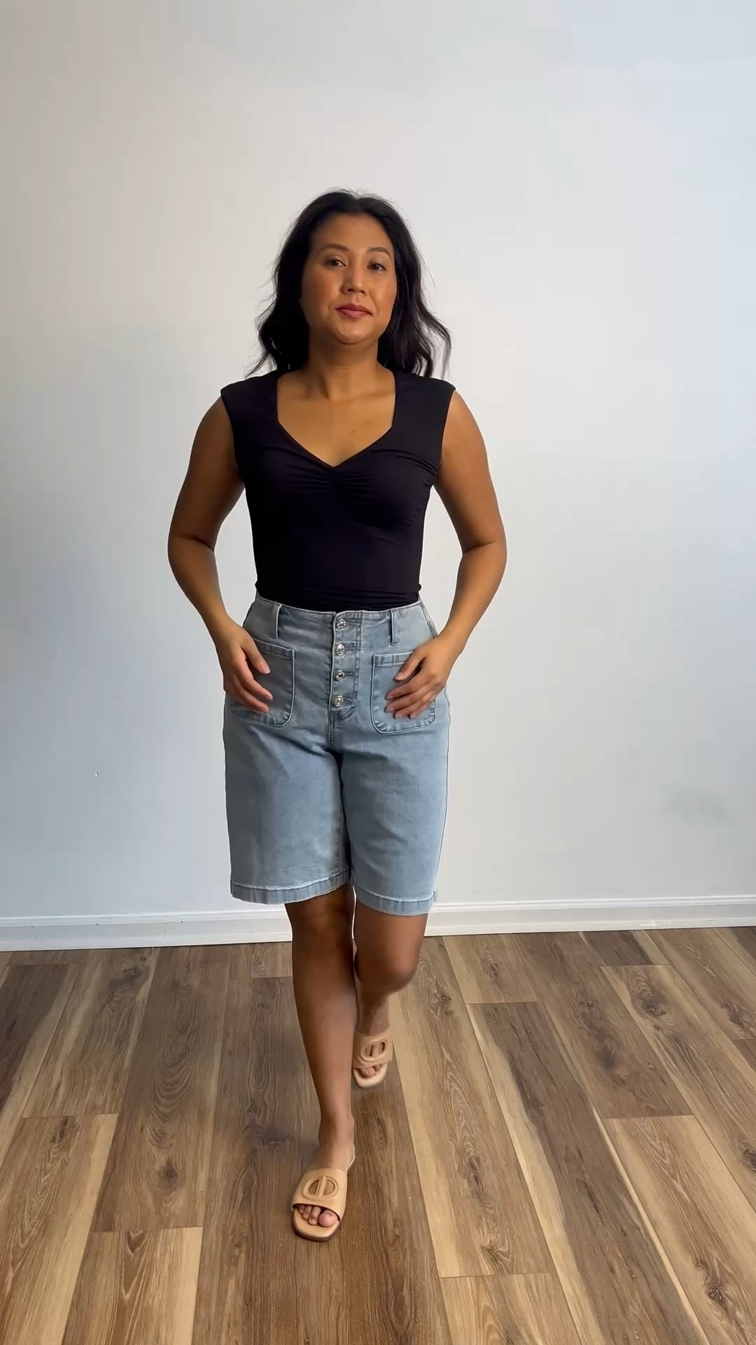 Short denim

#LTKSeasonal #LTKSaleAlert