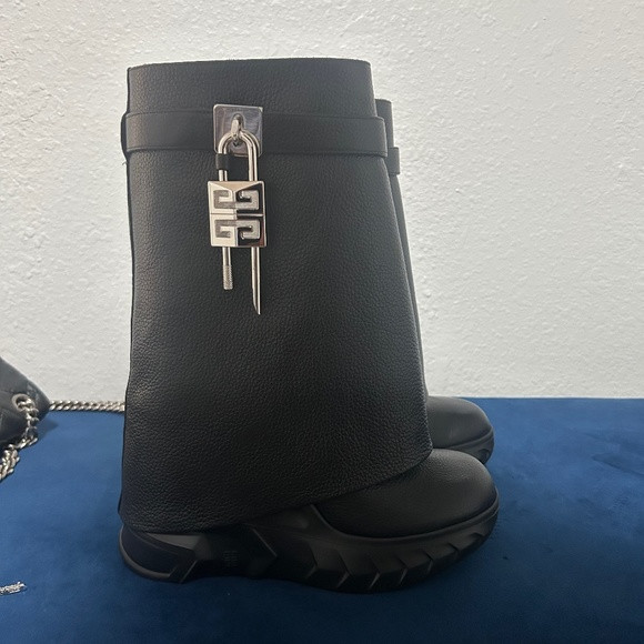Shark Lock Biker Ankle Boots in Grained Leather | Poshmark
