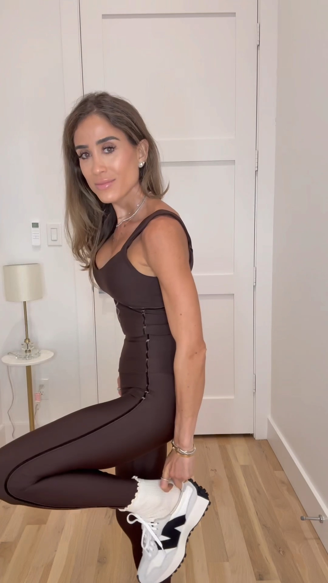 You need this brown matching set! I am bossed with the velvet piping on the leggings and top. Wearing xs short in leggings, size xs tank, size xxs sweatshirt 

#LTKFindsUnder100 #LTKFindsUnder50 #LTKPetite