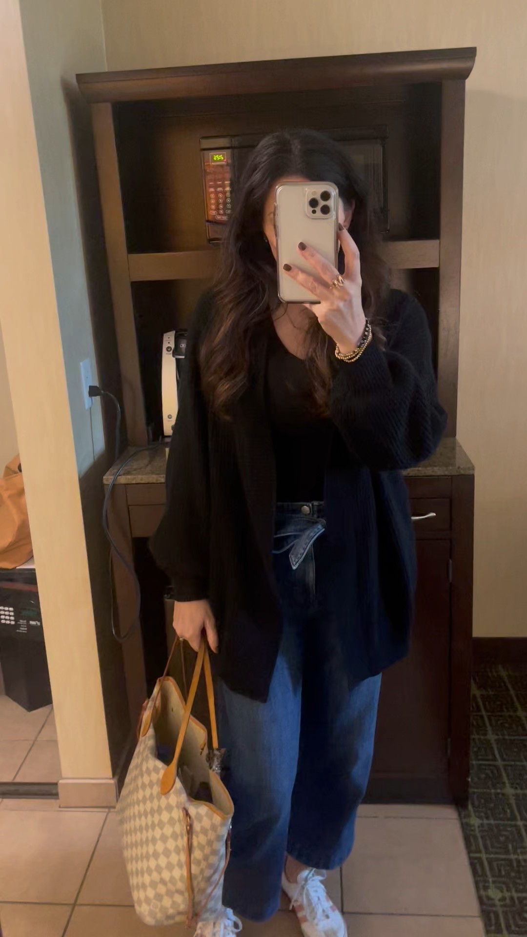 Rainy day here in Springfield, MO but I’m ready for Day two if Designed for Life Women’s Conference at James River Church! 🙌🏻

J crew, adidas, sambas, Louis Vuitton, neverfull, Amazon

#LTKOver40 #LTKPetite #LTKSeasonal