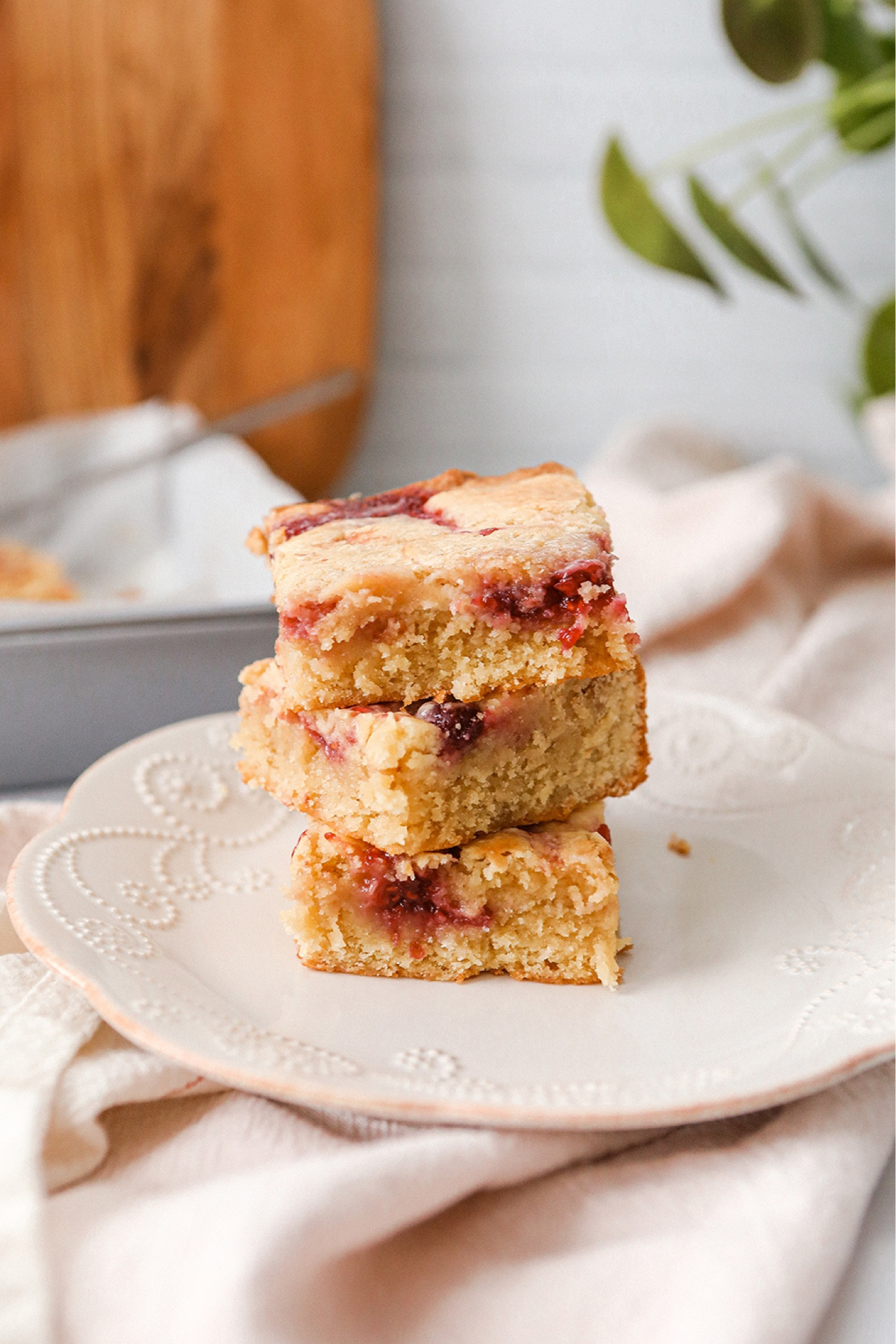 Raspberry Cheesecake Blondies! You need these for Valentine’s Day! 

#LTKhome #LTKfamily #LTKSeasonal