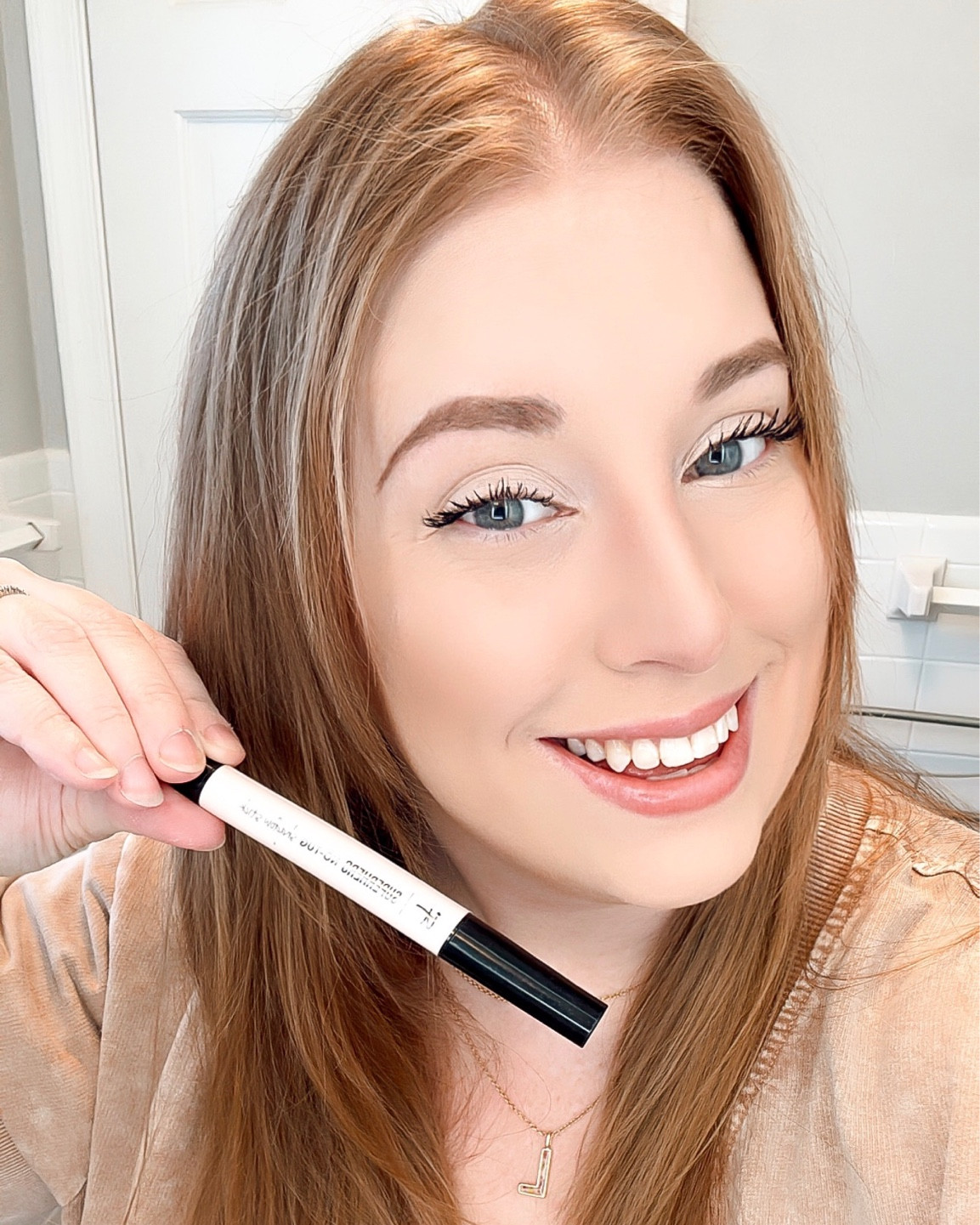 Love IT Cosmetics and their eyeshadow sticks! 💕 this is the color Passionate Pearl ✨



#LTKbeauty #LTKmidsize #LTKMostLoved