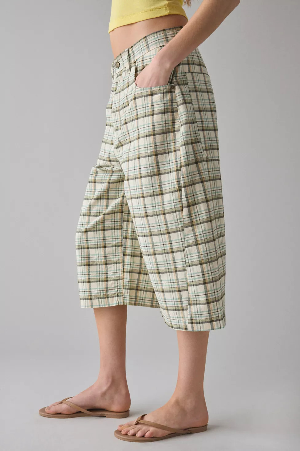 BDG Mega Cotton Mid-Rise Baggy Printed Cotton Short | Urban Outfitters (US and RoW)