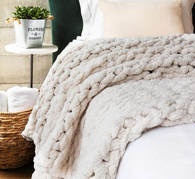 Amazon.com: Chunky Knit Blanket Throw - 50"x60" 4.25lbs, Chunky Knit Blanket, Knit Blanket, Knit ... | Amazon (US)