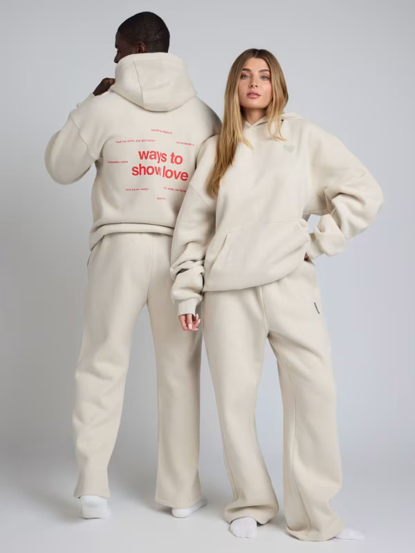Love Hoodie — Comfrt | Comfrt