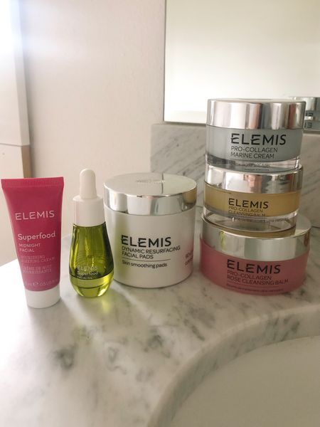 30% off all of my tried & true skincare favorites at Elemis! I stocked up on everything - and you get a gift with purchase.🙌🧖‍♀️ 🎁 After having kids my “me time” is my morning/night skincare routine time, and I always look forward to it because Elemis is sooo wonderful and makes it feel like spa treatment at home.✨