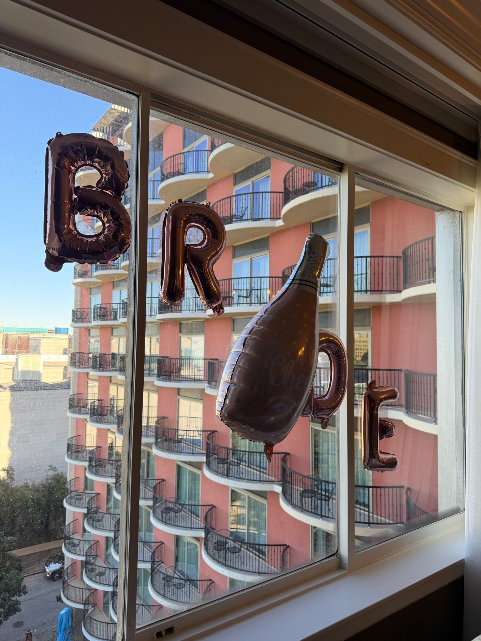 Bride Balloons🍾 

#LTKstorytime #LTKWedding #LTKValentine