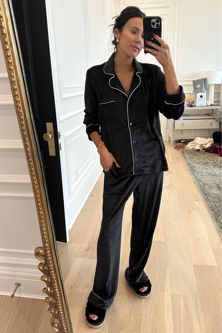 Living in these velvet pajamas 🖤 and they’re under $20! They would make the perfect gift for her.

Gift guide; velvet pajamas; cozy pajamas; gift for her; sister gift; mom gift; holiday pajamas; Christmas pajamas; wife gift; daughter gift; Walmart; friend gift; Walmart fashion; Christine Andrew 

#LTKGiftGuide #LTKHoliday #LTKfindsunder50