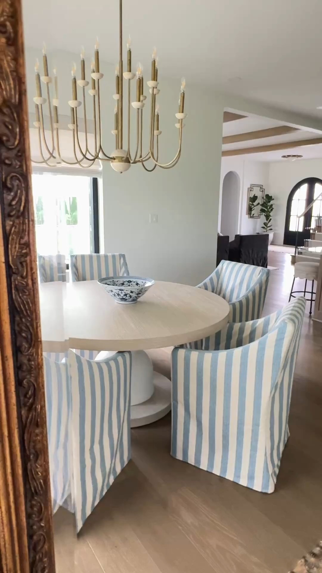 One of my favorite spaces in the house is our eat in kitchen. It feels soft and peaceful but can very easily be dressed up for hosting. #diningroom #blueandwhitehome

#LTKSaleAlert #LTKHome #LTKParties