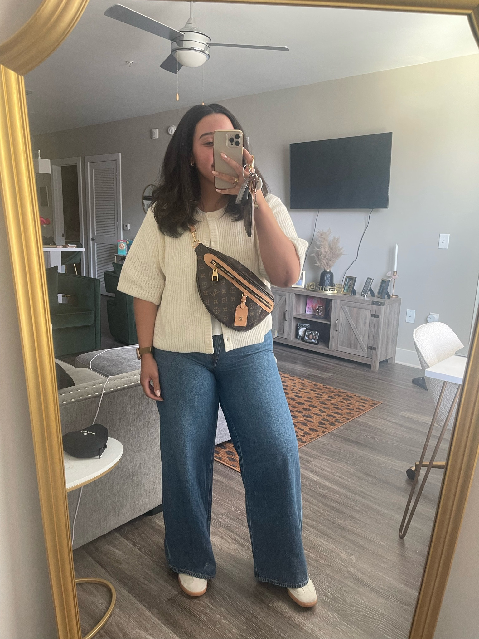 Styling the Aerie cardigan for dinnerr

#LTKMidsize #LTKSaleAlert #LTKStyleTip