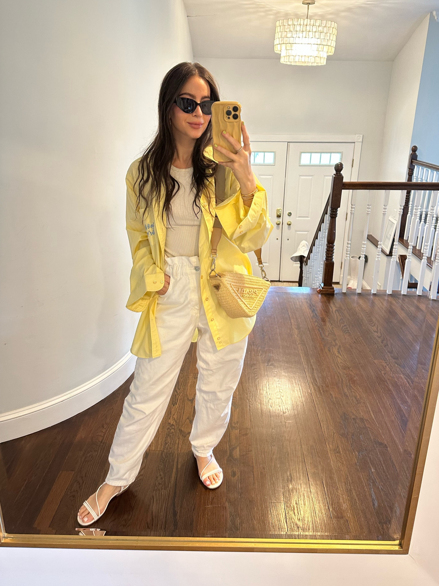 We call this … disheveled chic 🙃

#LTKstyletip #LTKunder100 #LTKitbag