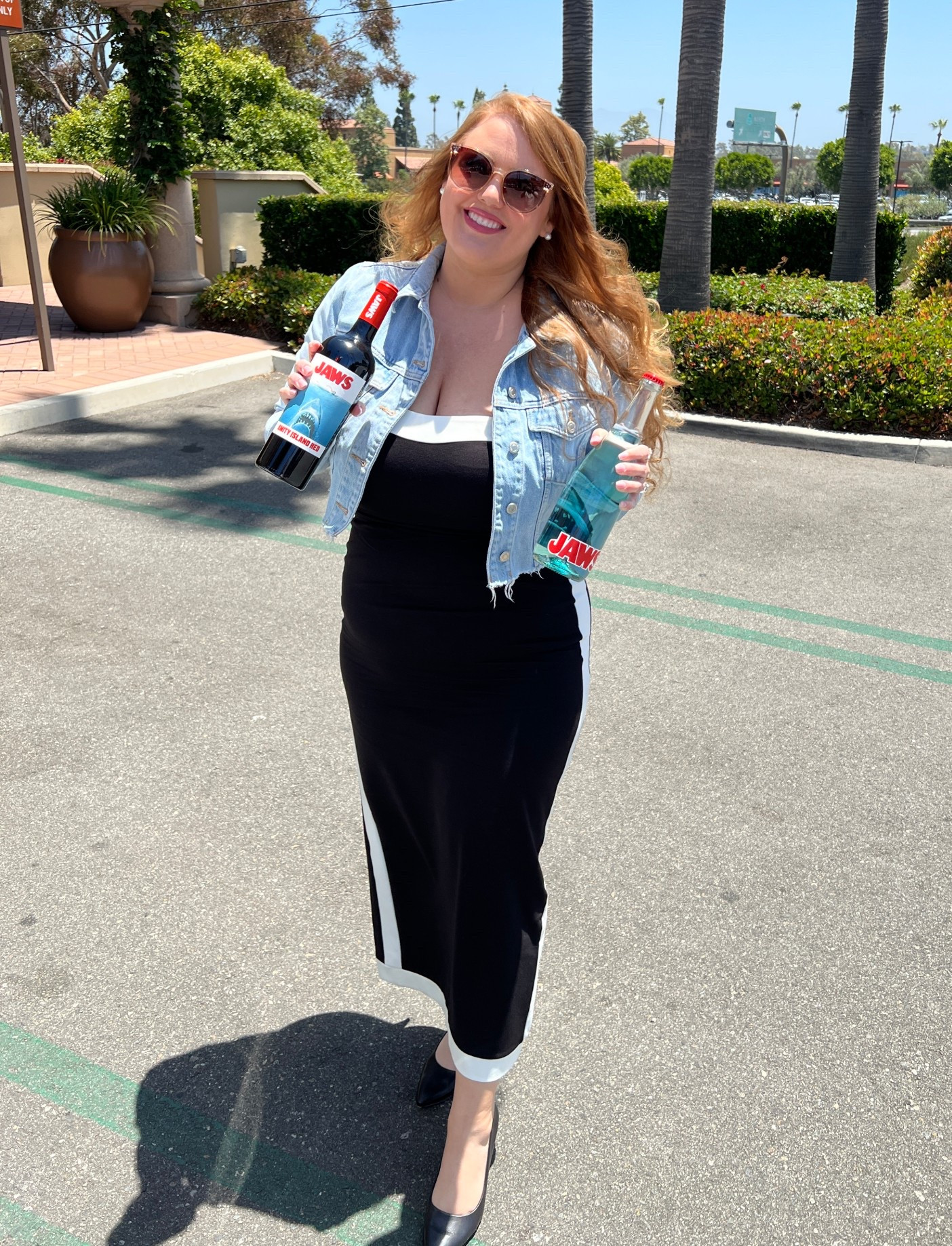 Love this dress! You can dress it up and dress it down! So versatile!🤍🖤

#LTKSaleAlert #LTKMidsize #LTKU